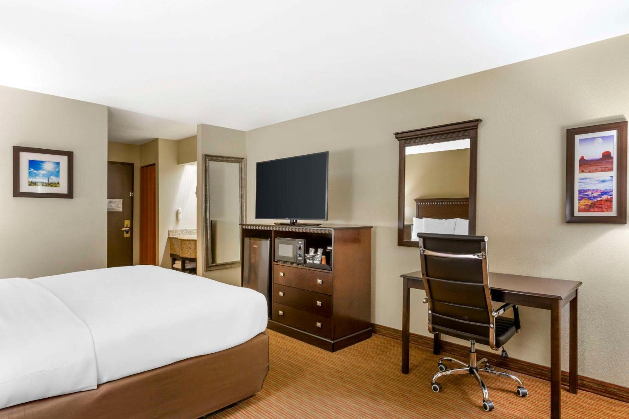 Comfort Inn West Phoenix At 27Th Ave And I-I0 Exteriör bild