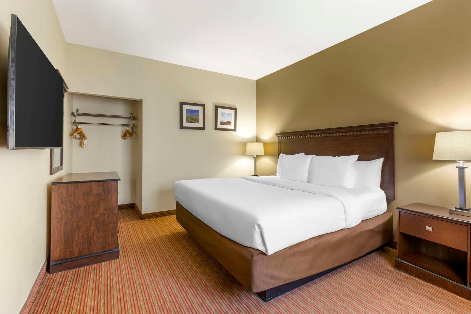 Comfort Inn West Phoenix At 27Th Ave And I-I0 Exteriör bild